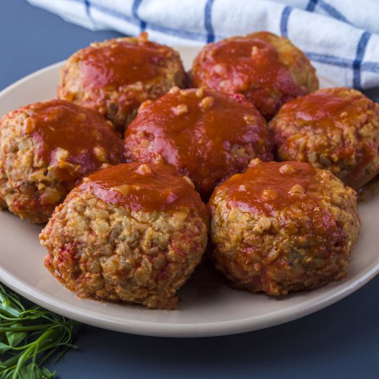 Гречані тефтелі в томатному соусі - рецепт