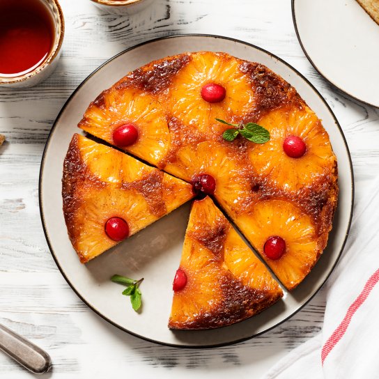 Ананасовий пиріг