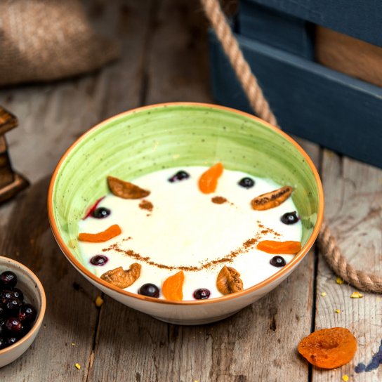 Манна каша з сухофруктами