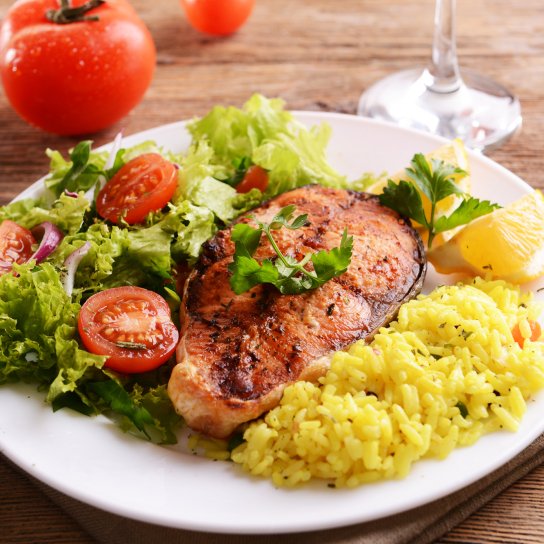 Лосось із рисом