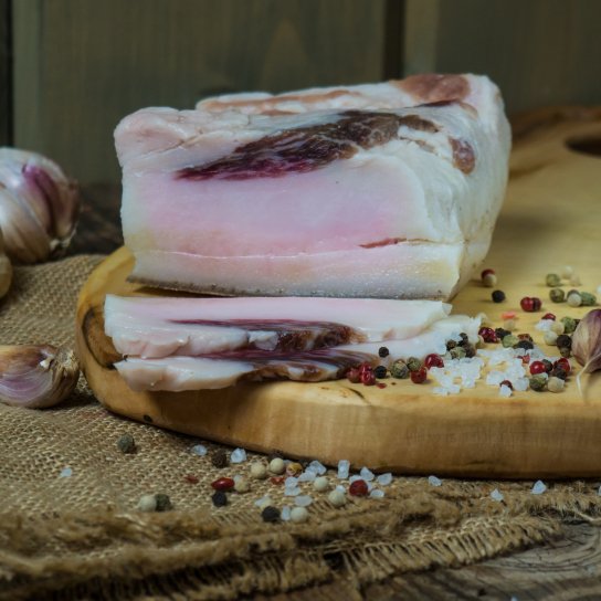 Сало в часниковому маринаді