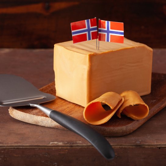 Норвежский коричневый сыр