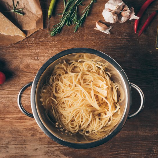 Cпагеті із сиром