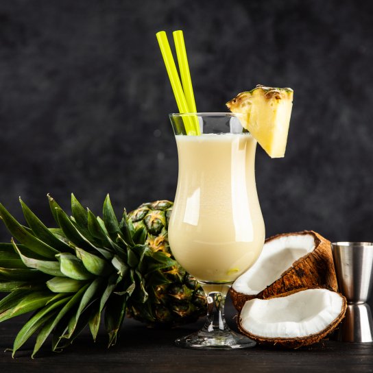 Коктейль "Пинья колада"