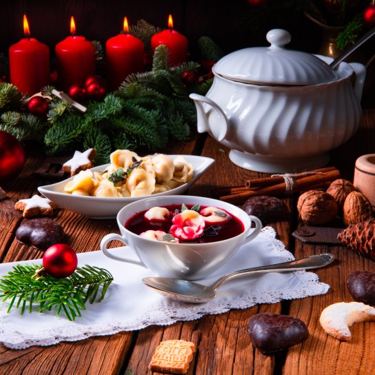 пісний борщ з «вушками»