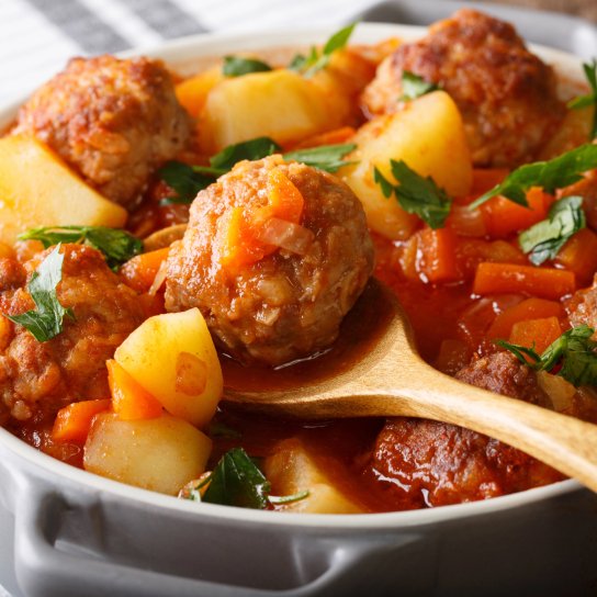 Рагу з фрикадельками