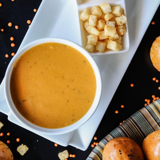 Рибний суп із сочевицею і овочами