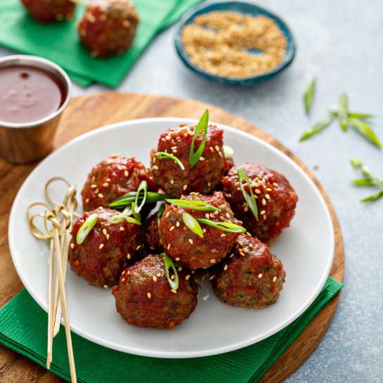 Азійські мітболи в соусі теріякі