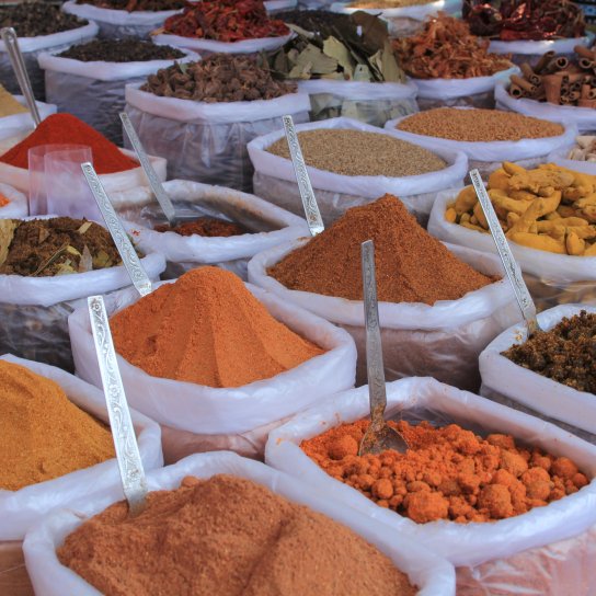 Шеф-кухарка назвала українські рослини, що можуть замінити дорогі спеції