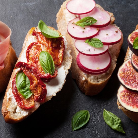 Грінки з смаженою редискою