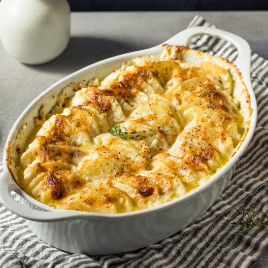 Картопляний гратен з лососем