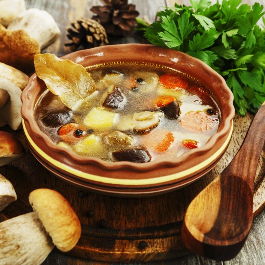 Грибна юшка з сардинами