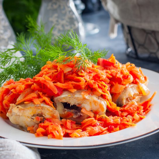 Хек у томаті