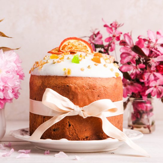 Паска на трьох жовтках