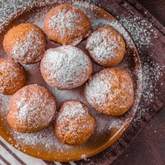 Пончики на згущеному молоці