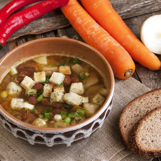 Суп з квасолею