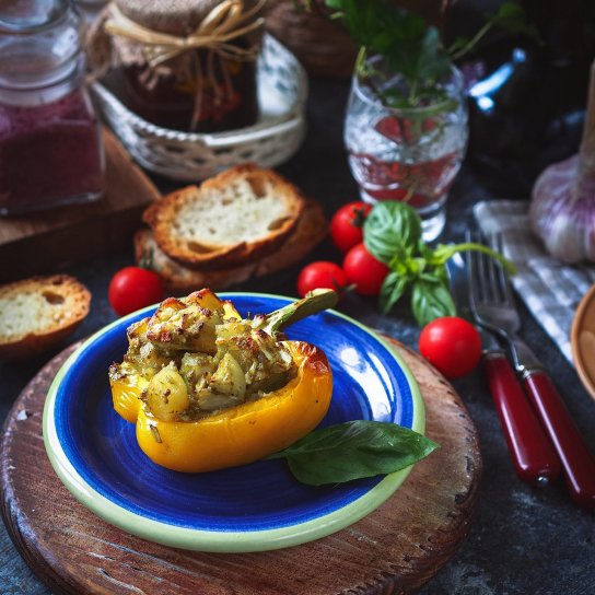 перці з фетою та песто