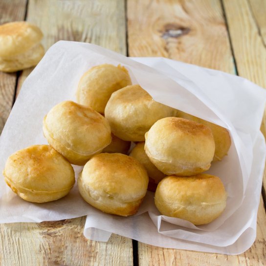 Пончики з сосисками