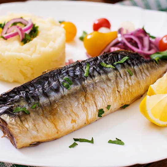 Скумбрія з картоплею
