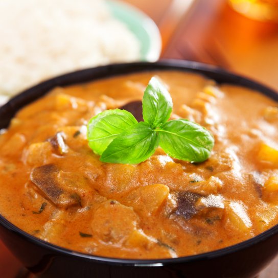 Карі з баклажанів з прянощами