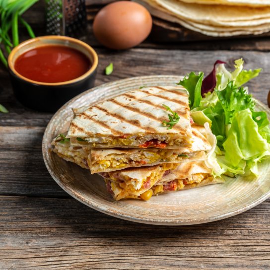 кесадилья с ветчиной