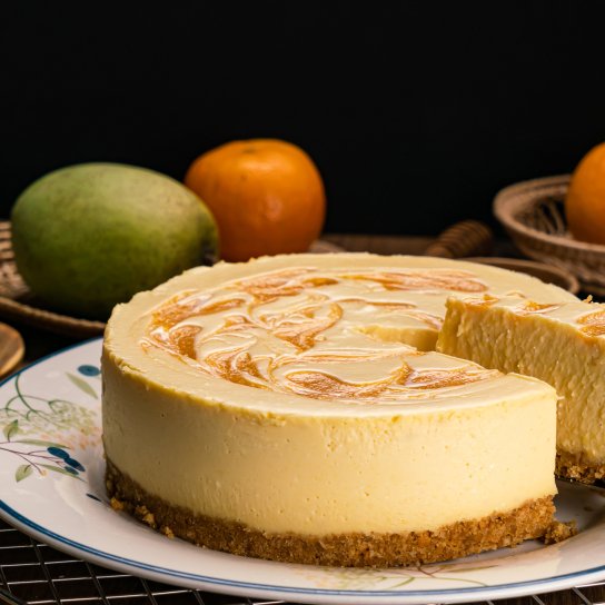 Манговий чизкейк зі згущенкою