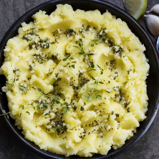 Картопляне пюре з травами