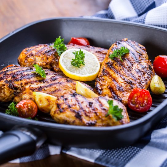 Курча барбекю на грилі