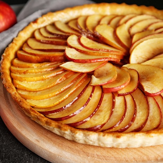 Яблучний тарт з ніжним франжипаном