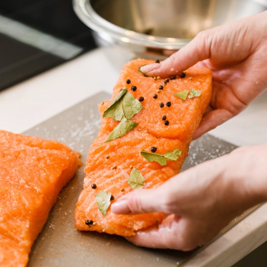 Червона риба