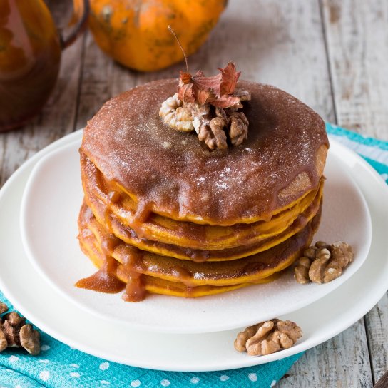 Бананові млинці з карамеллю