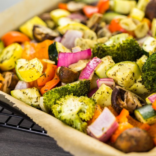 Салат з печеною броколі