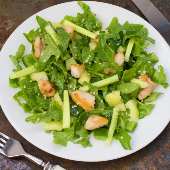 Куриный салат с зеленью