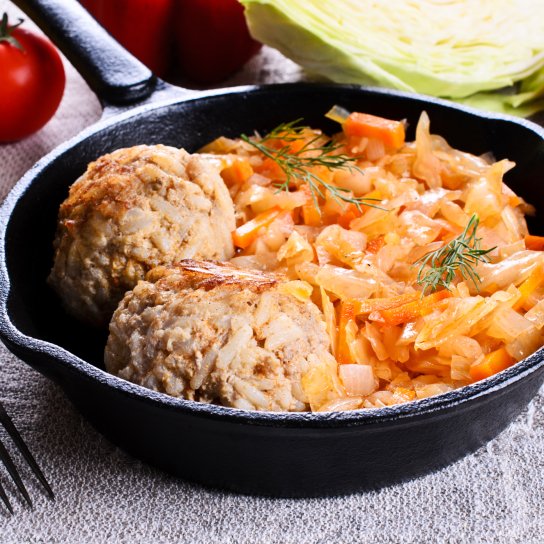 Капуста з фрикадельками