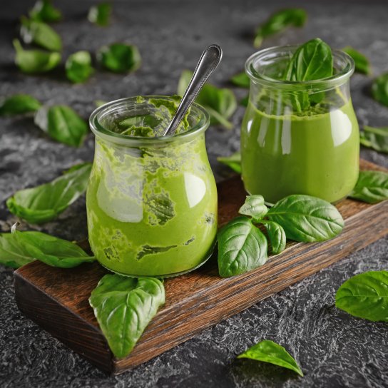 Домашній майонез з базиліком