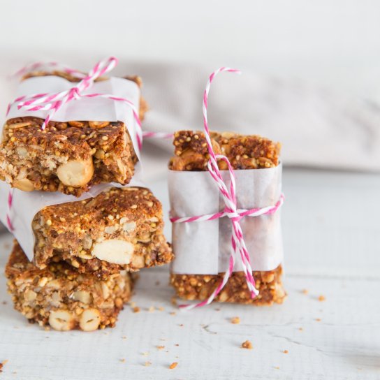 Вівсяні батончики з фундуком
