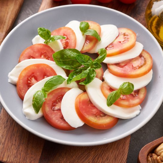 Итальянский салат капрезе