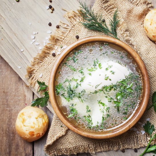 Простий бульйон з курчам