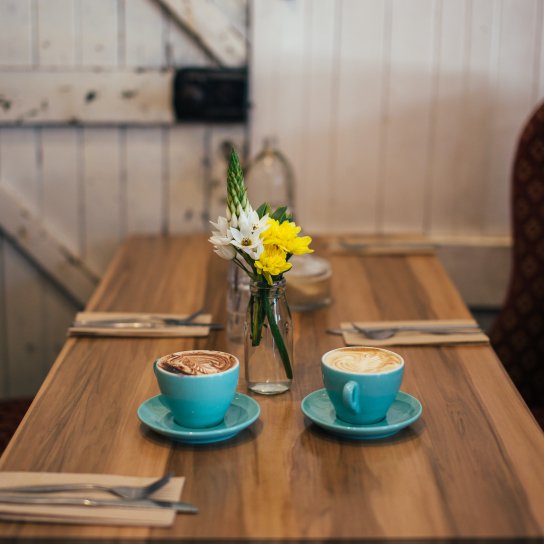 Дві філіжанки кави