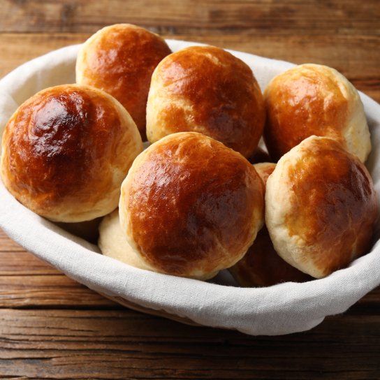 Булочки з родзинками