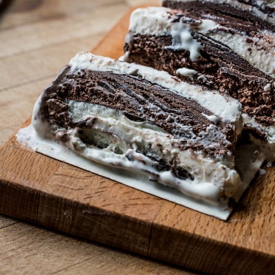 Заморожений шоколадний десерт