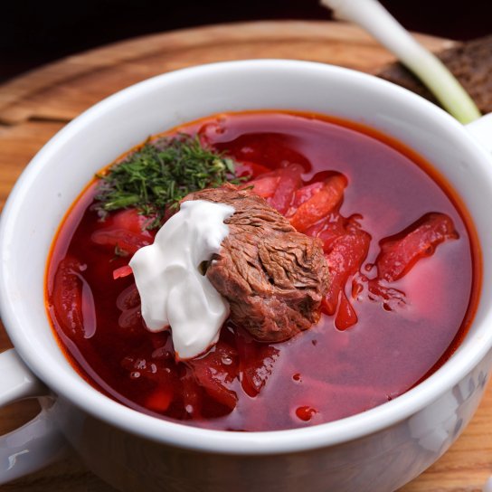 Борщ з яловичиною і баклажанами