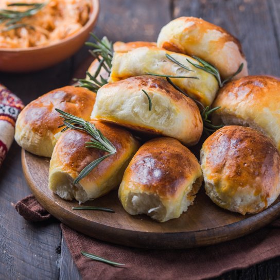 Пиріжки з капустою і м’ясом