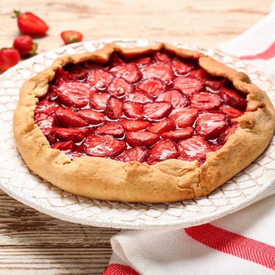 Полунична галета на сирному тісті