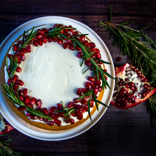 Торт з граната