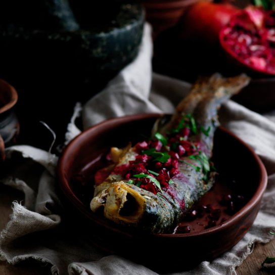 Форель з гранатом