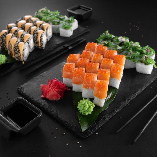 Як зробити суші у формочках для льоду