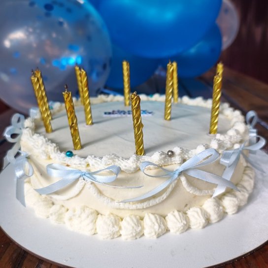 Бісквітний торт з крем-чізом