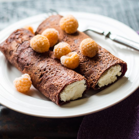 Шоколадні млинці із сиром