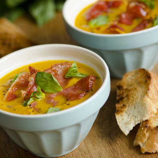 Суп из дыни с прошуто по-тоскански